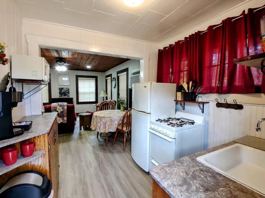 #09 - Large Lakeview One Bedroom- Pet Friendly Hot Springs Exterior foto