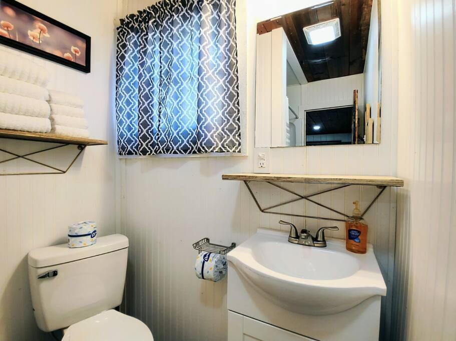 #09 - Large Lakeview One Bedroom- Pet Friendly Hot Springs Exterior foto