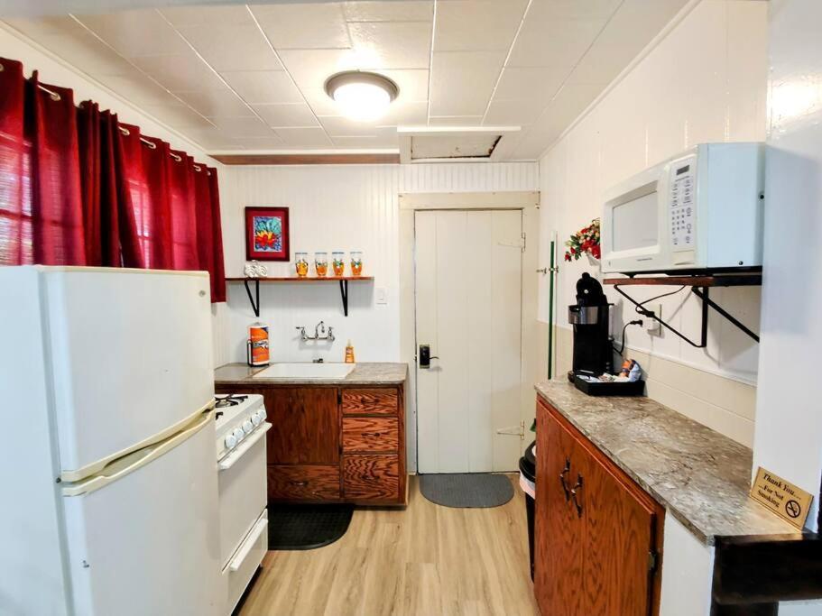 #09 - Large Lakeview One Bedroom- Pet Friendly Hot Springs Exterior foto
