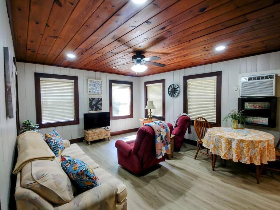 #09 - Large Lakeview One Bedroom- Pet Friendly Hot Springs Exterior foto