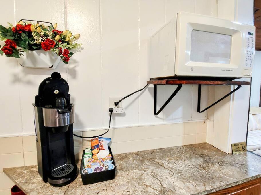 #09 - Large Lakeview One Bedroom- Pet Friendly Hot Springs Exterior foto